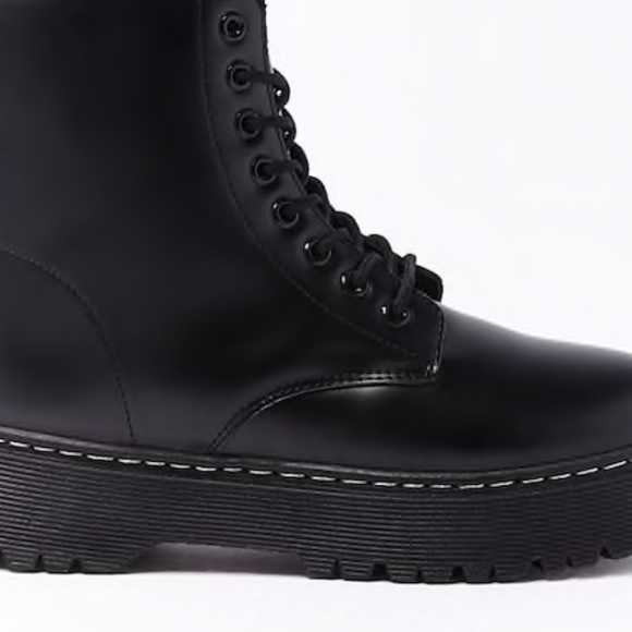 black combat boots - Picture 2 of 3